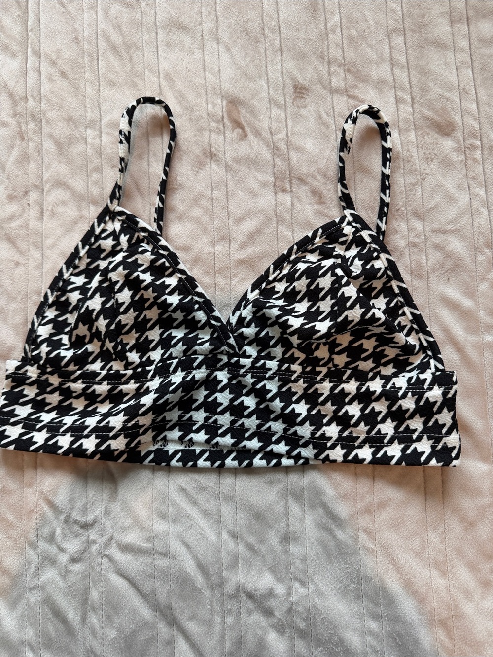 SHEIN Black and White Houndstooth Bralette Top
